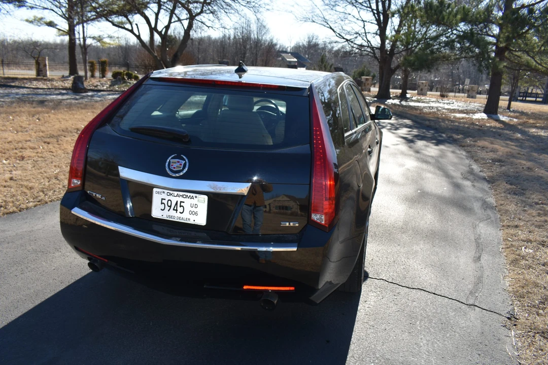 2011 Cadillac CTS 2nd Gen - Image 13 of 31