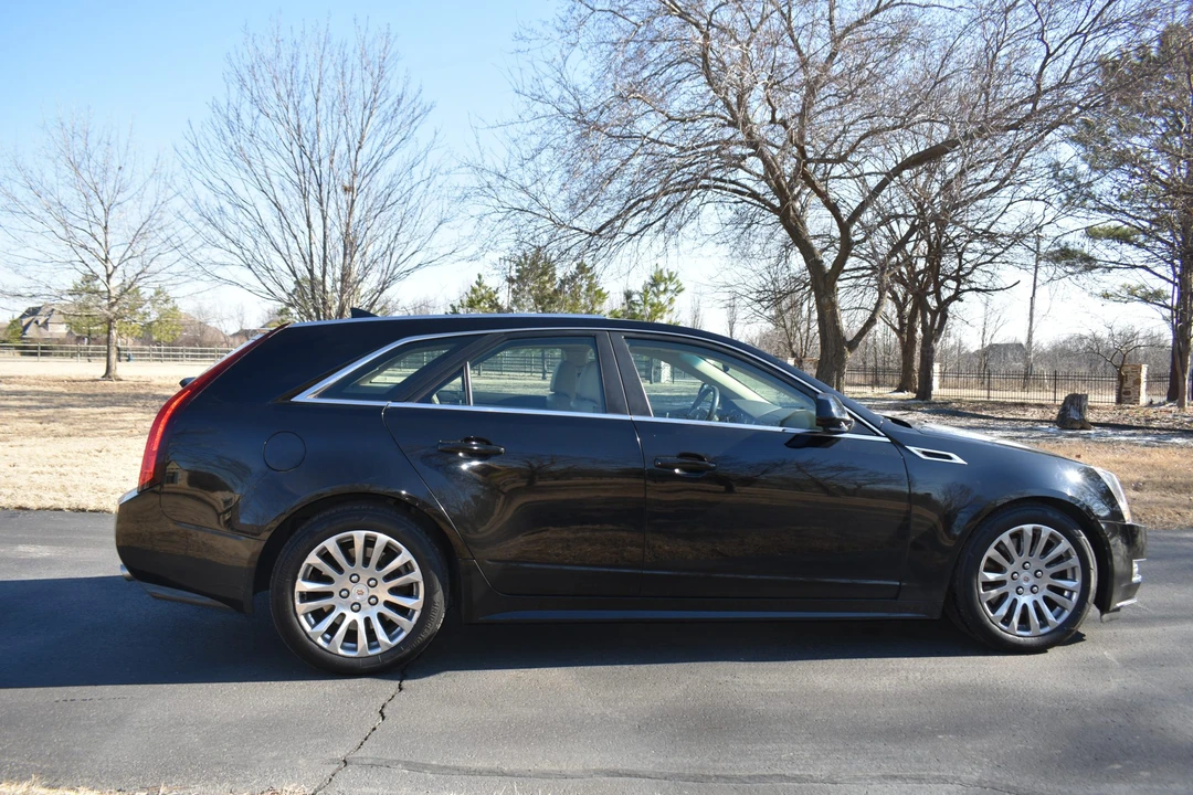 2011 Cadillac CTS 2nd Gen - Image 9 of 31