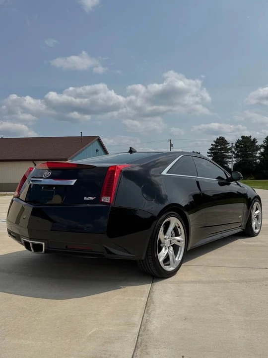 2011 Cadillac CTS-V 2nd Gen - Image 3 of 8