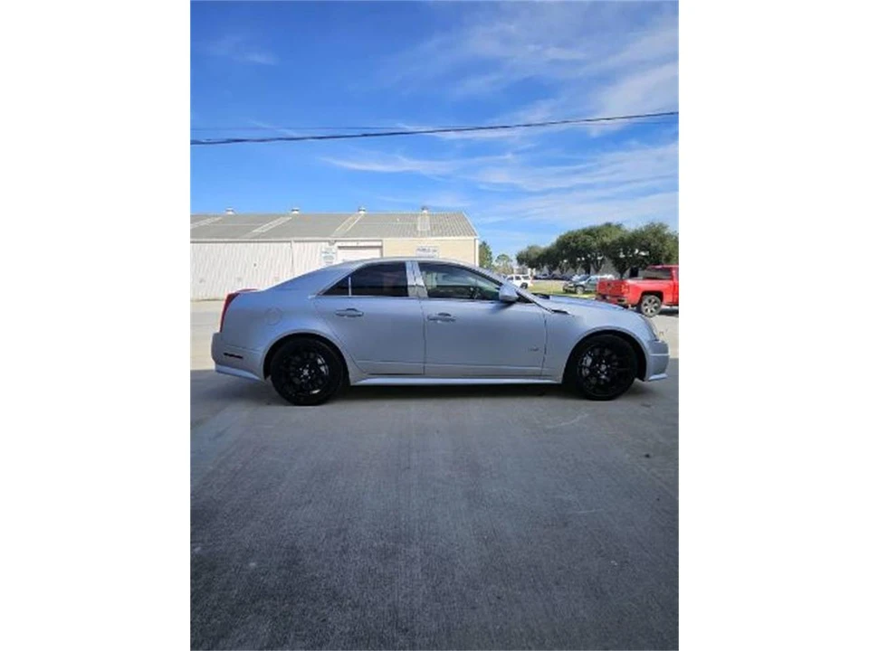 2011 Cadillac CTS-V 2nd Gen - Image 13 of 18