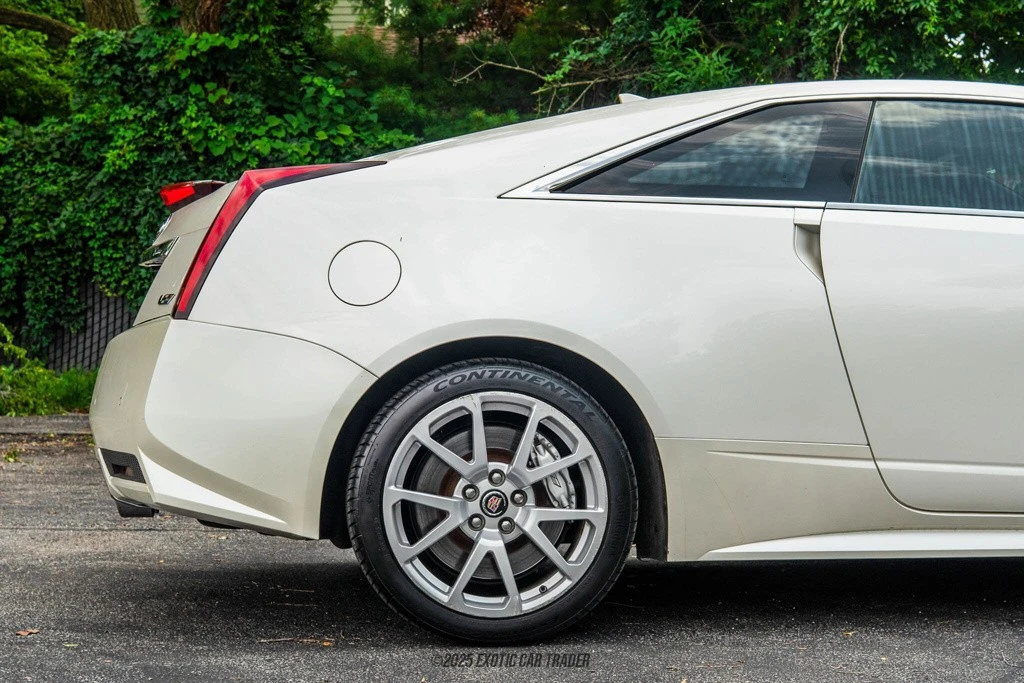 2011 Cadillac CTS-V 2nd Gen - Image 10 of 12
