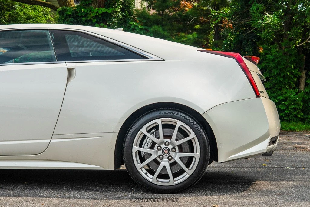 2011 Cadillac CTS-V 2nd Gen - Image 5 of 12