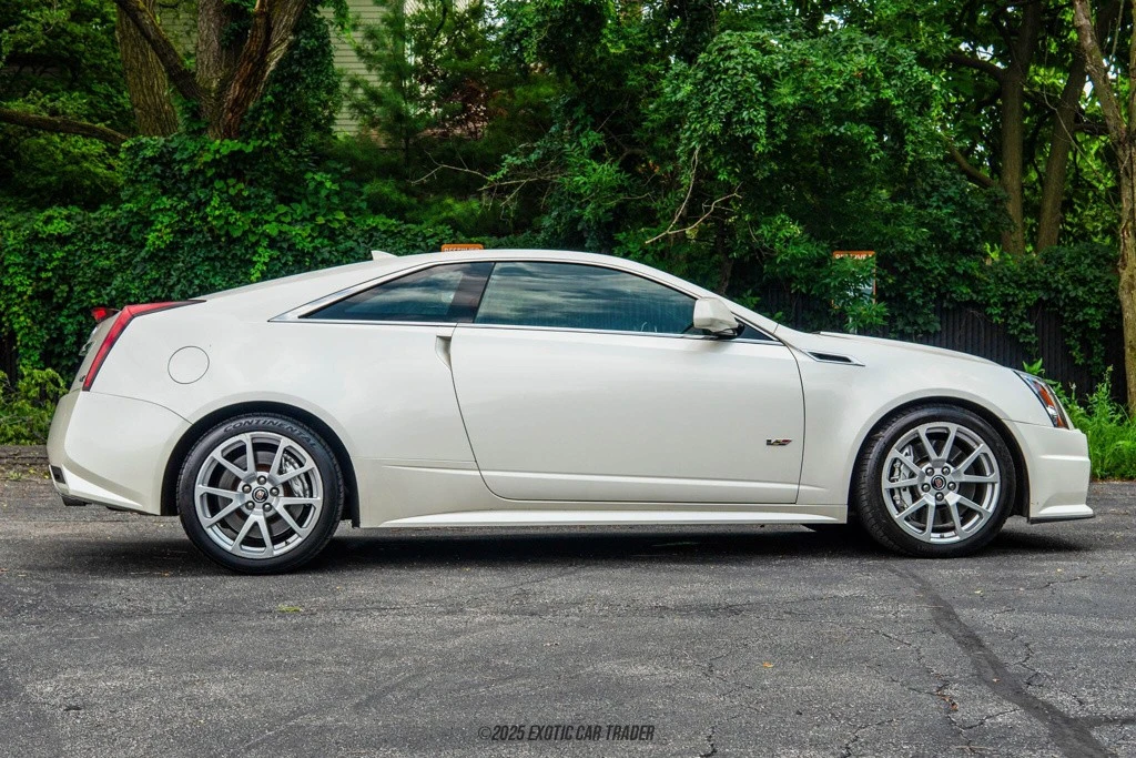 2011 Cadillac CTS-V 2nd Gen - Image 9 of 12