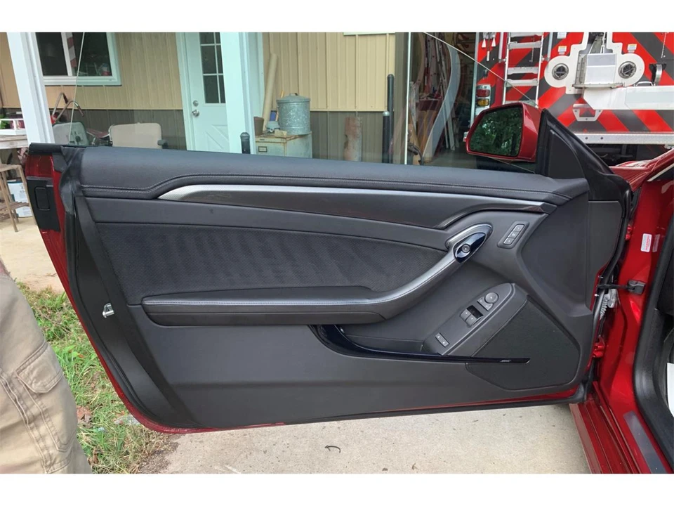 2011 Cadillac CTS-V 2nd Gen - Image 14 of 31