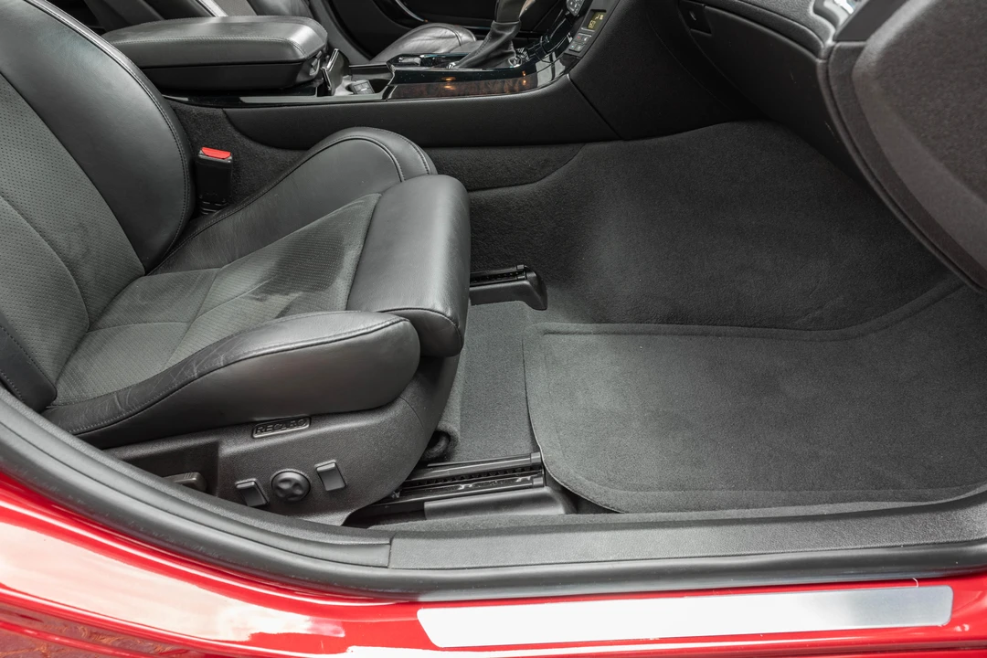 2011 Cadillac CTS-V 2nd Gen - Image 30 of 31