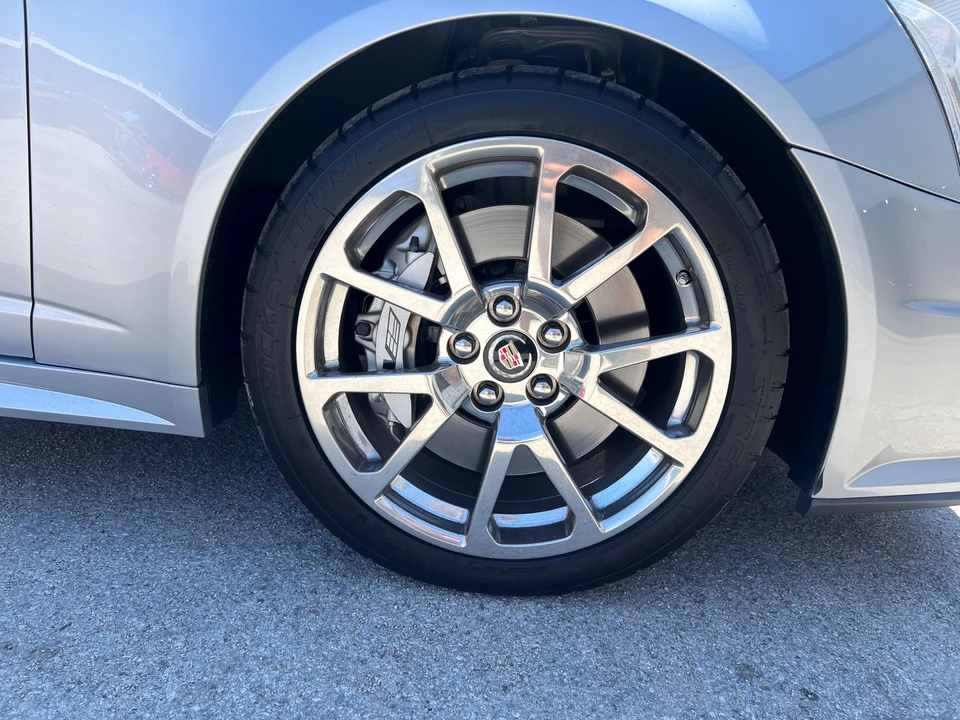 2011 Cadillac CTS-V 2nd Gen - Image 14 of 31
