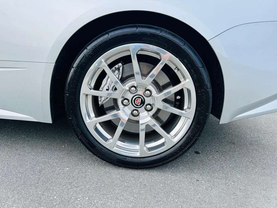 2011 Cadillac CTS-V 2nd Gen - Image 13 of 31