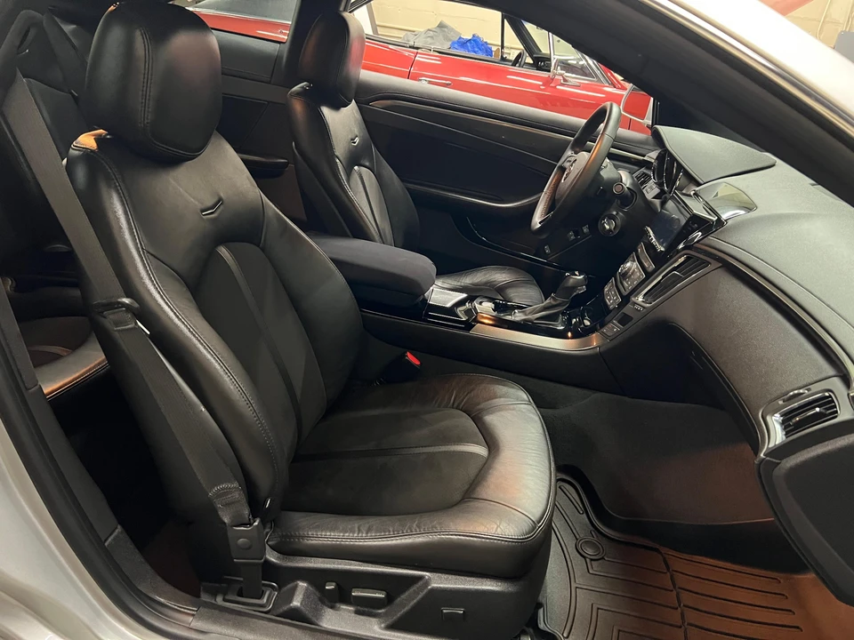 2011 Cadillac CTS-V 2nd Gen - Image 19 of 31
