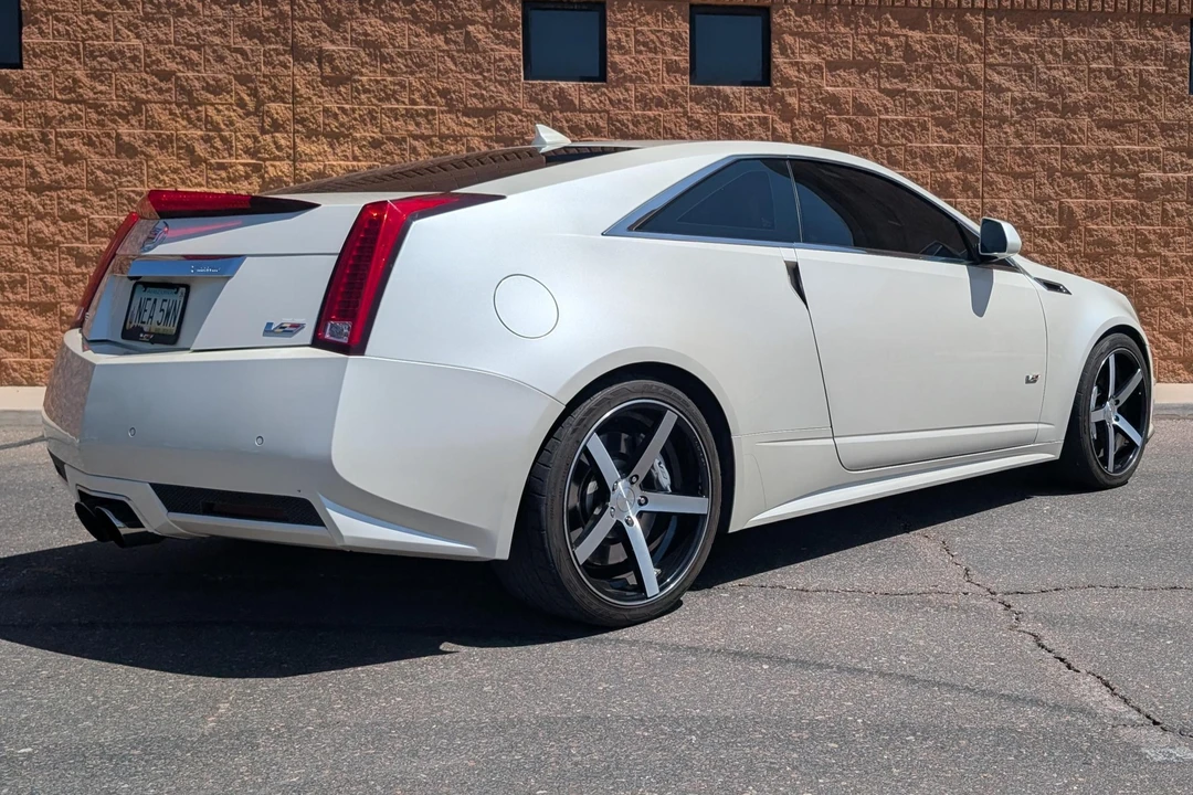 2011 Cadillac CTS-V 2nd Gen - Image 4 of 31