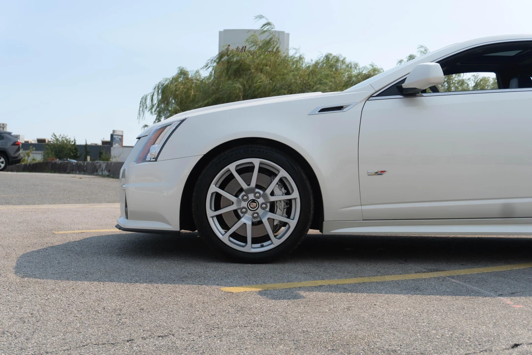 2011 Cadillac CTS-V 2nd Gen - Image 11 of 31