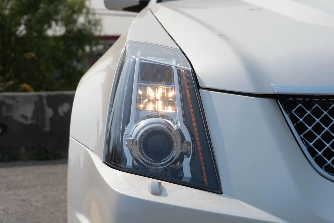 2011 Cadillac CTS-V 2nd Gen - Image 15 of 31
