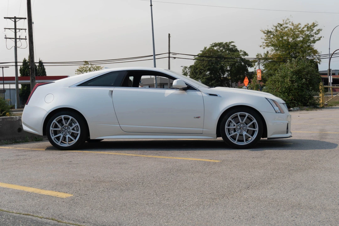 2011 Cadillac CTS-V 2nd Gen - Image 10 of 31