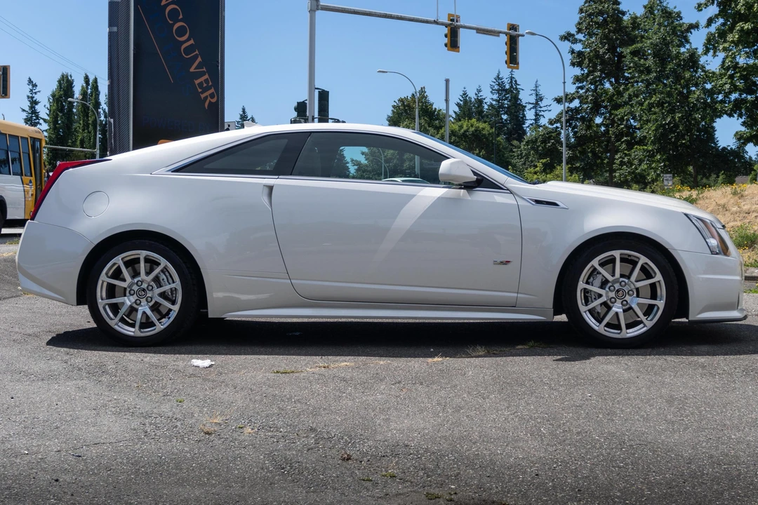2011 Cadillac CTS-V 2nd Gen - Image 3 of 31