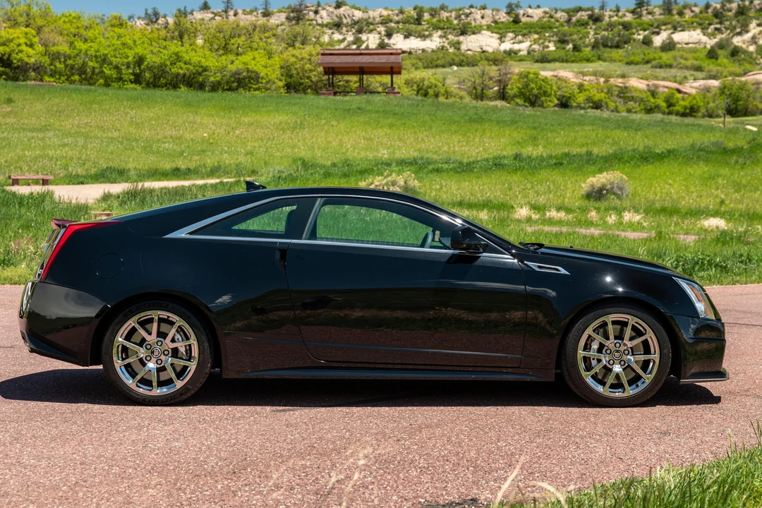 2011 Cadillac CTS-V 2nd Gen - Image 3 of 31