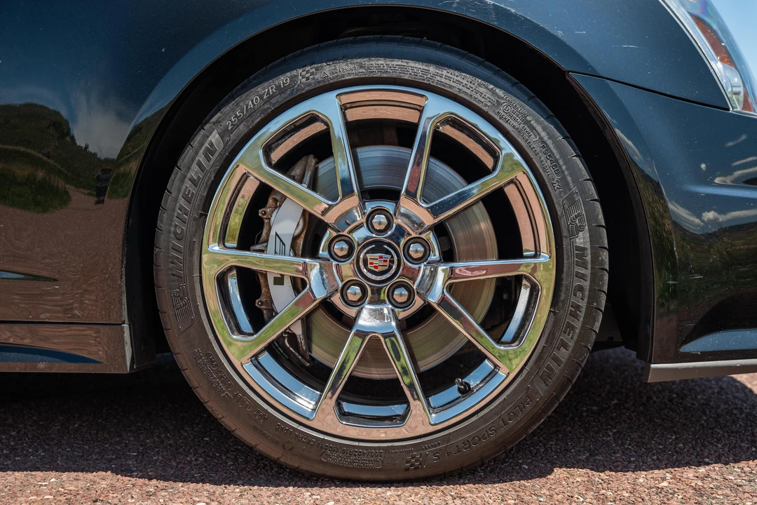 2011 Cadillac CTS-V 2nd Gen - Image 18 of 31