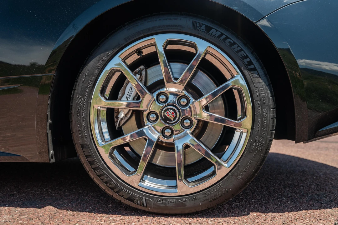 2011 Cadillac CTS-V 2nd Gen - Image 16 of 31