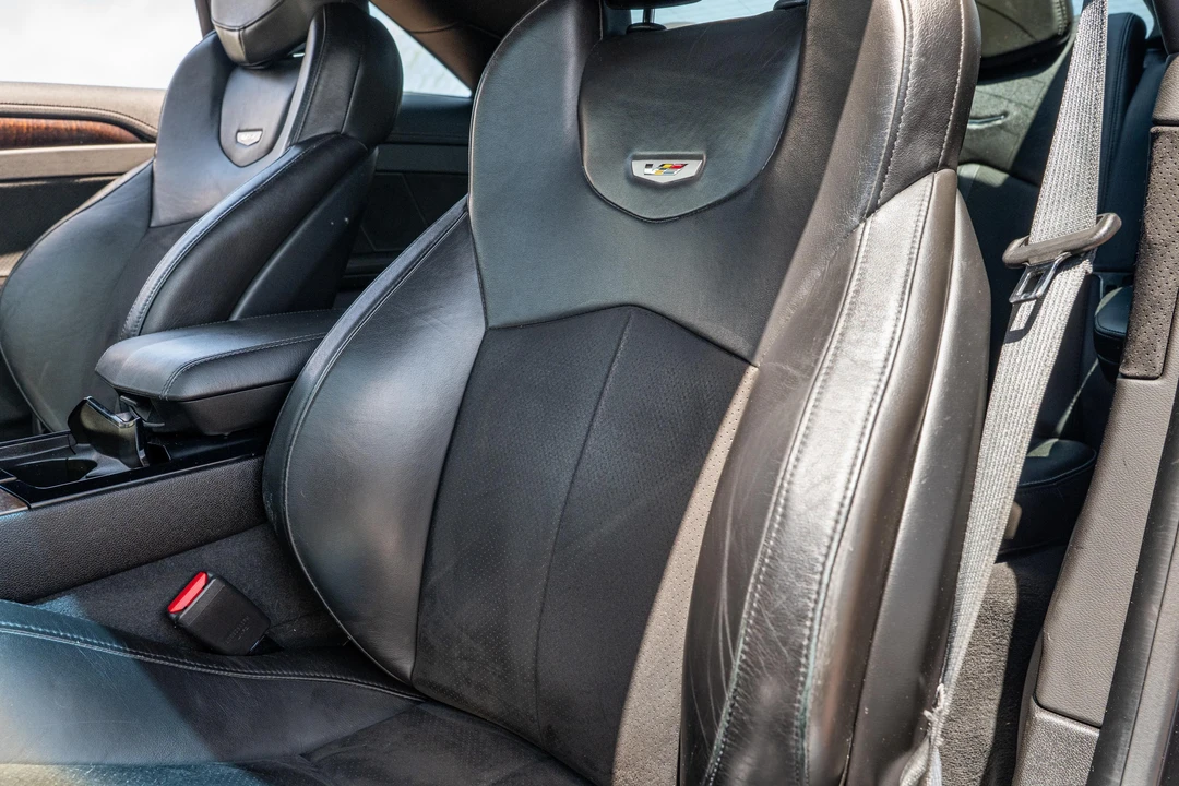 2011 Cadillac CTS-V 2nd Gen - Image 25 of 31