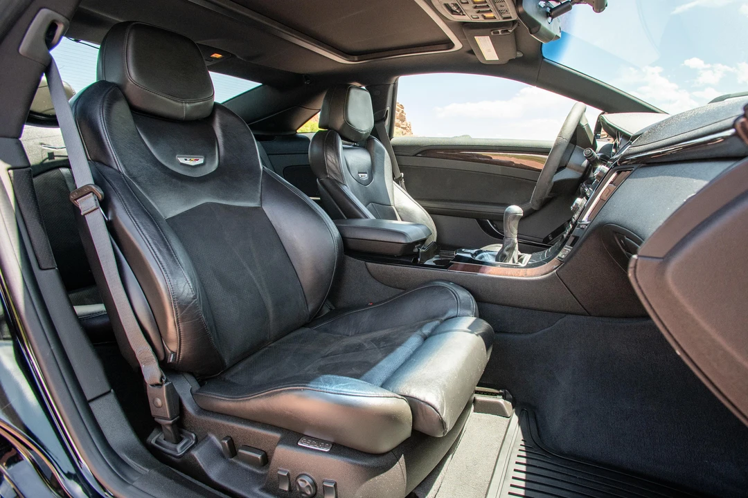 2011 Cadillac CTS-V 2nd Gen - Image 28 of 31