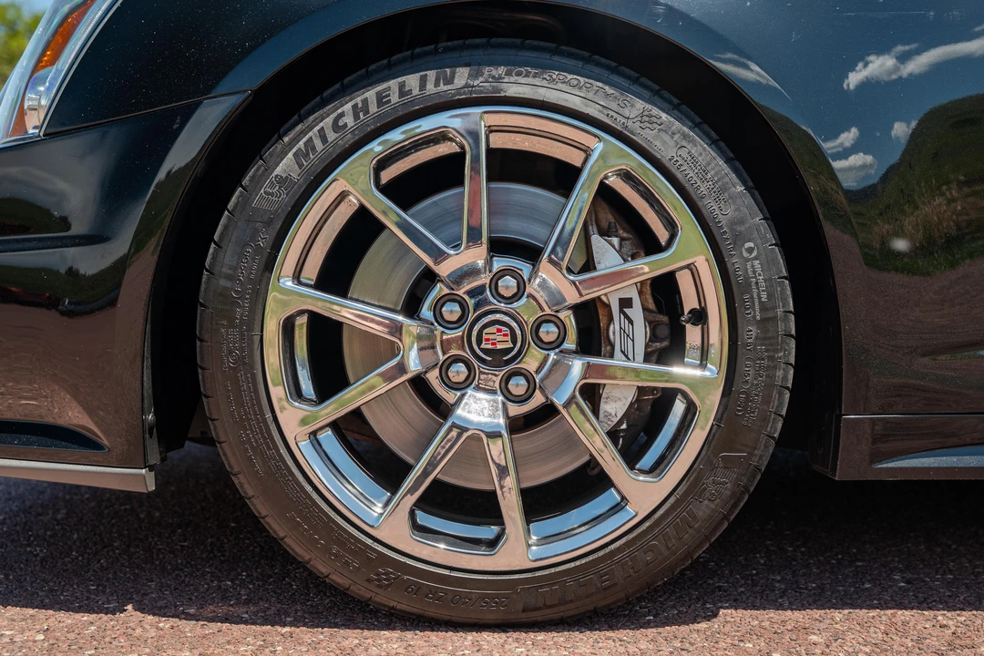 2011 Cadillac CTS-V 2nd Gen - Image 15 of 31