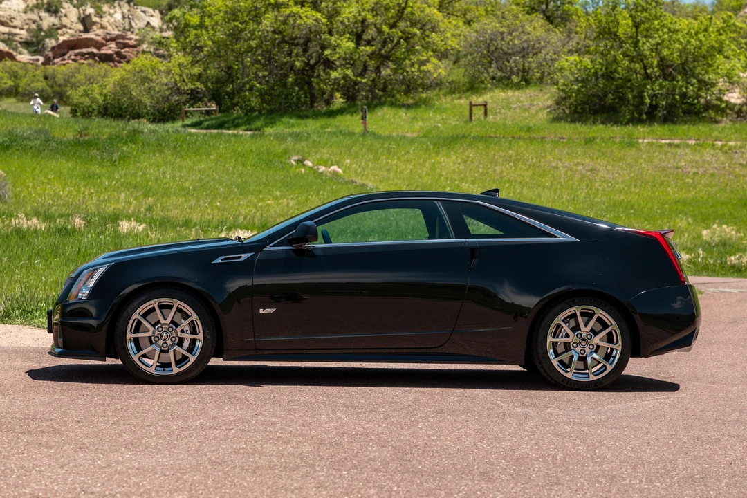 2011 Cadillac CTS-V 2nd Gen - Image 6 of 31