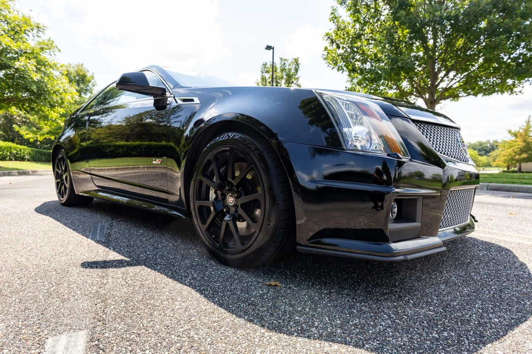 2011 Cadillac CTS-V 2nd Gen - Image 10 of 31