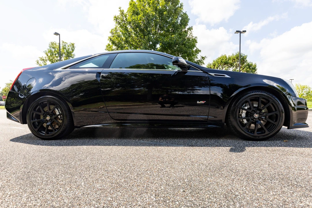 2011 Cadillac CTS-V 2nd Gen - Image 13 of 31