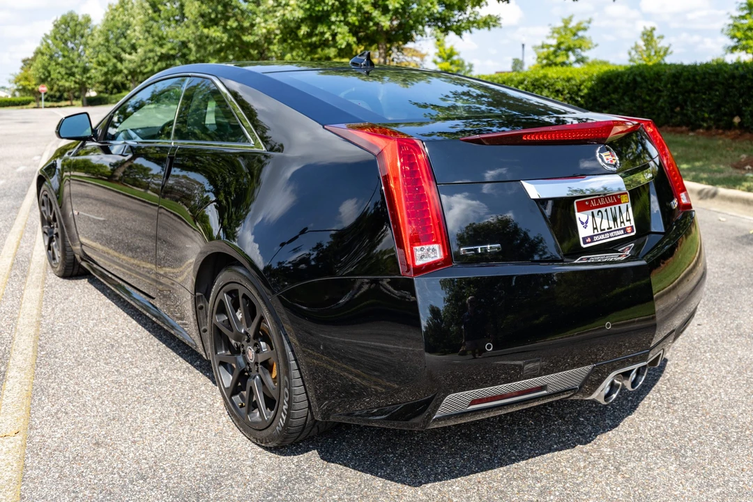 2011 Cadillac CTS-V 2nd Gen - Image 21 of 31
