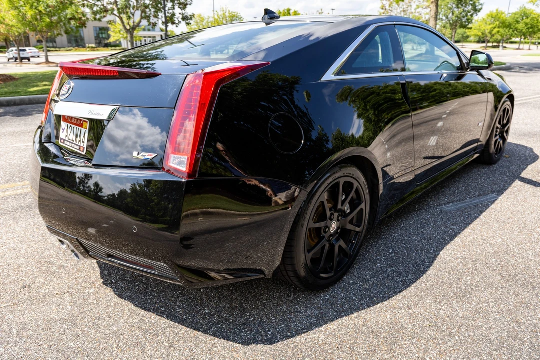 2011 Cadillac CTS-V 2nd Gen - Image 15 of 31
