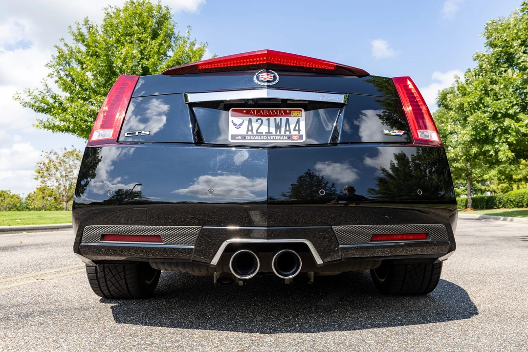 2011 Cadillac CTS-V 2nd Gen - Image 19 of 31