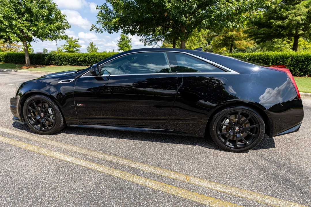 2011 Cadillac CTS-V 2nd Gen - Image 23 of 31