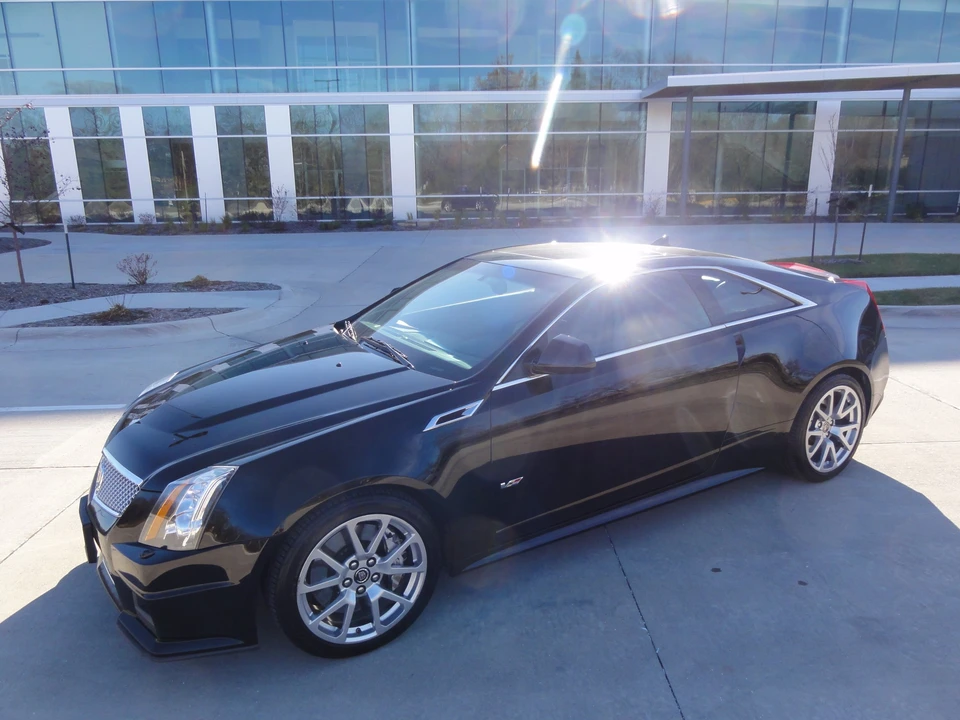 2011 Cadillac CTS-V 2nd Gen - Image 12 of 31