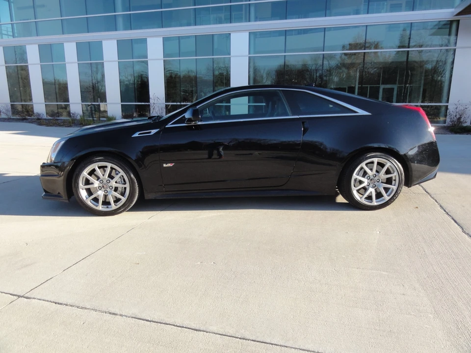 2011 Cadillac CTS-V 2nd Gen - Image 8 of 31