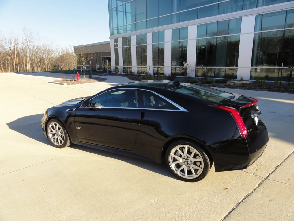 2011 Cadillac CTS-V 2nd Gen - Image 7 of 31