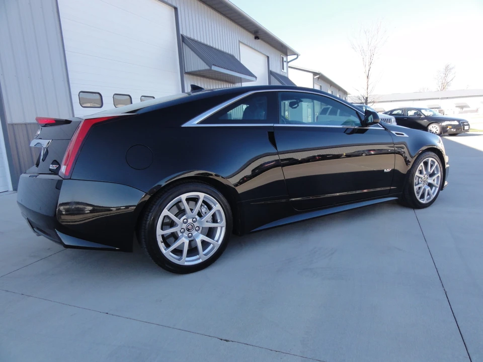 2011 Cadillac CTS-V 2nd Gen - Image 19 of 31