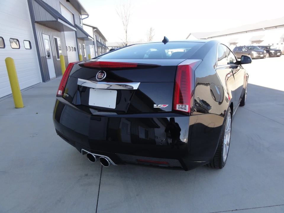 2011 Cadillac CTS-V 2nd Gen - Image 18 of 31