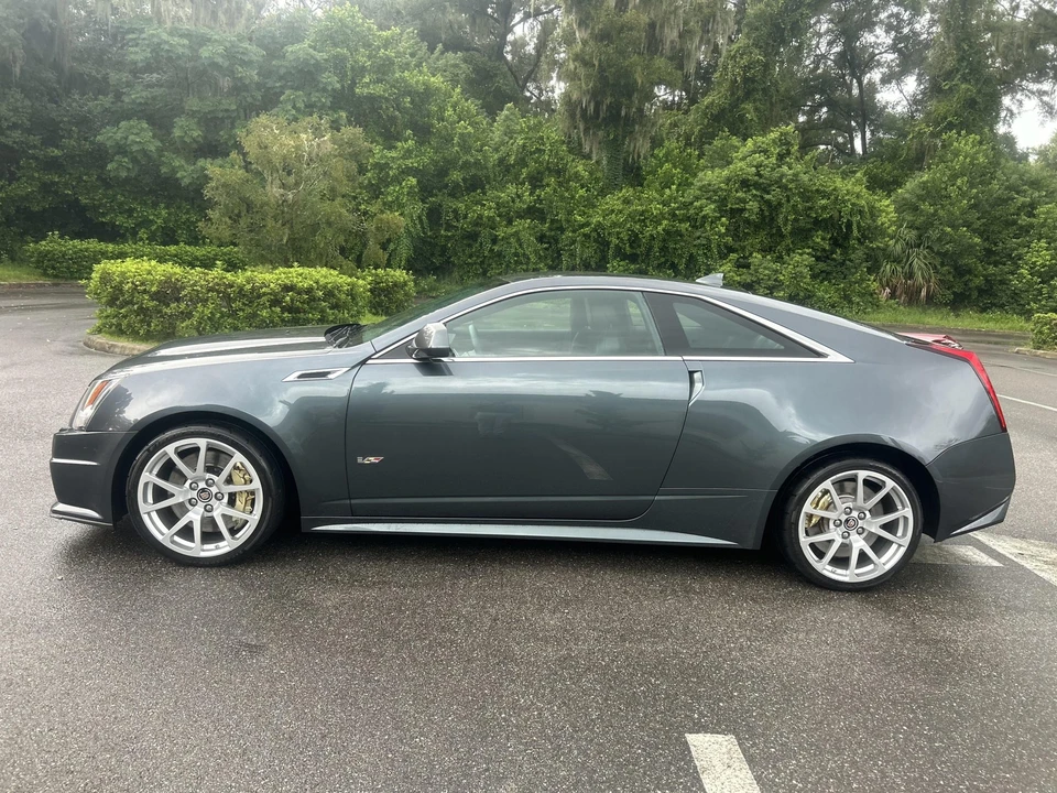 2011 Cadillac CTS-V 2nd Gen - Image 27 of 31