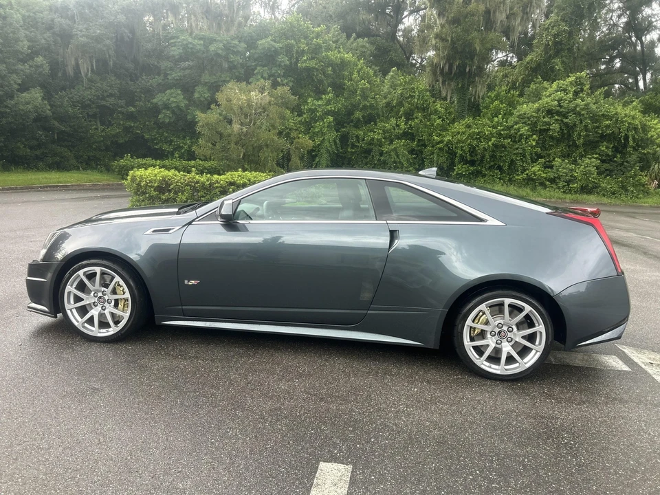 2011 Cadillac CTS-V 2nd Gen - Image 29 of 31