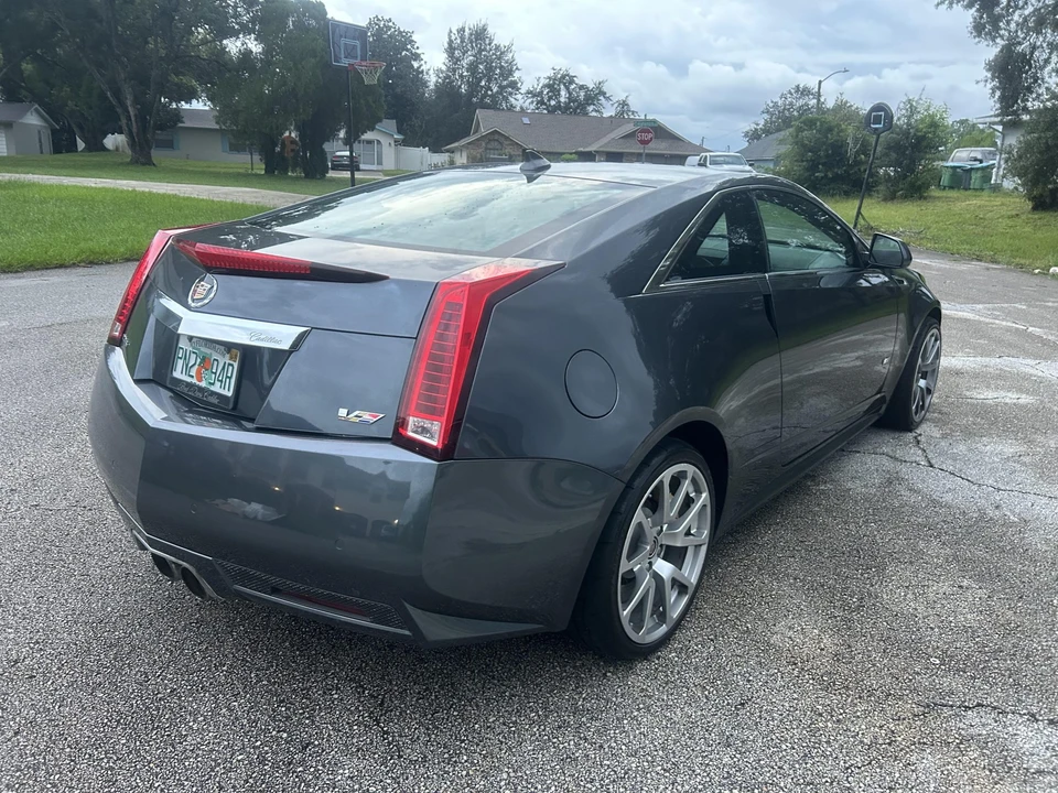 2011 Cadillac CTS-V 2nd Gen - Image 10 of 31