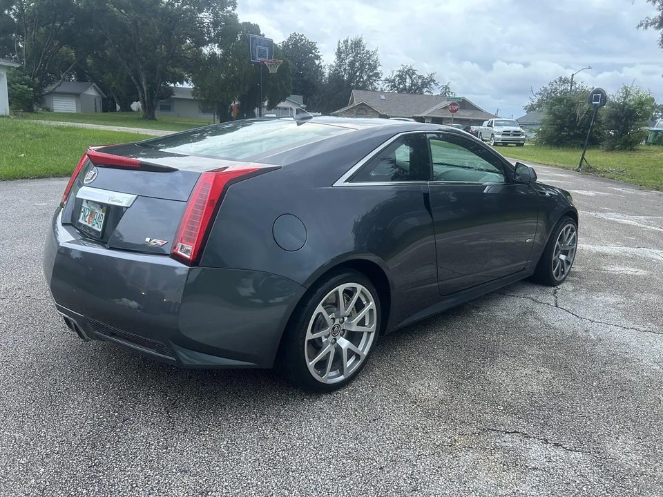 2011 Cadillac CTS-V 2nd Gen - Image 9 of 31