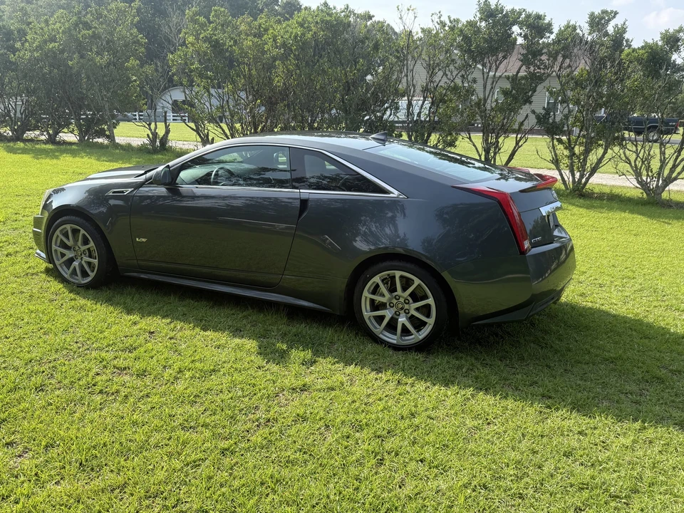 2011 Cadillac CTS-V 2nd Gen - Image 14 of 31