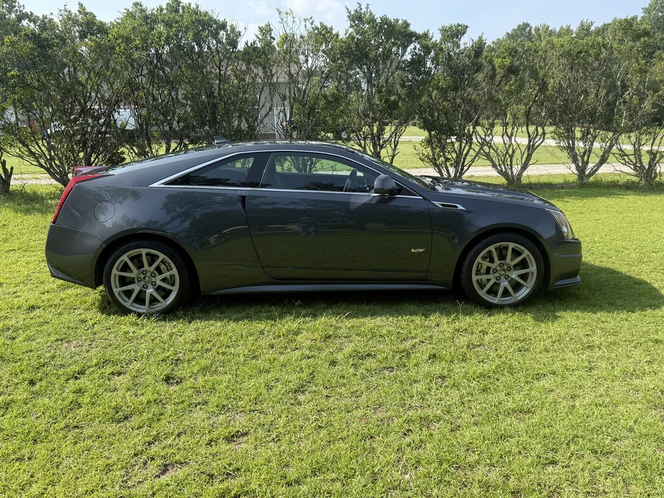 2011 Cadillac CTS-V 2nd Gen - Image 8 of 31