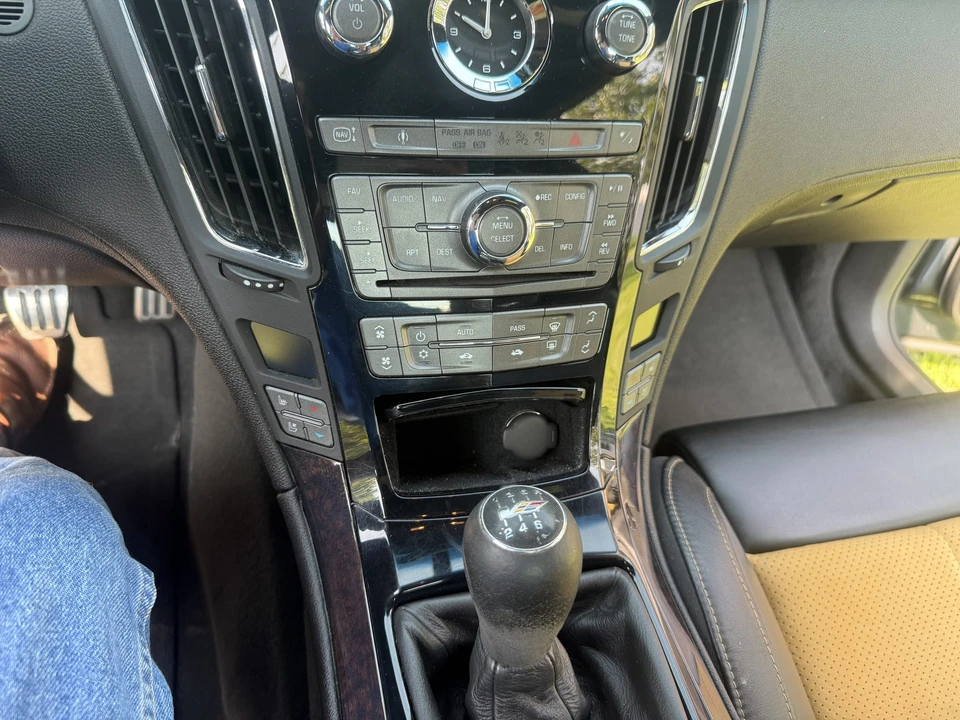 2011 Cadillac CTS-V 2nd Gen - Image 30 of 31