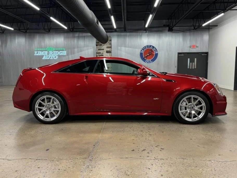 2011 Cadillac CTS-V 2nd Gen - Image 13 of 31