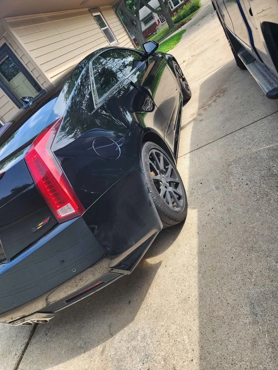 2011 Cadillac CTS-V 2nd Gen - Image 4 of 11