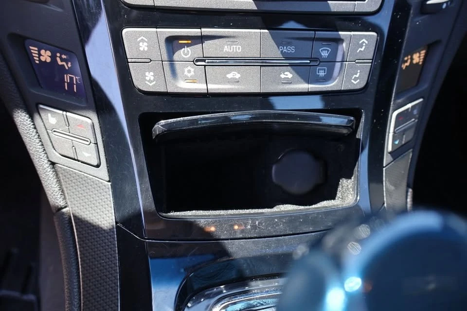 2011 Cadillac CTS-V 2nd Gen - Image 12 of 19
