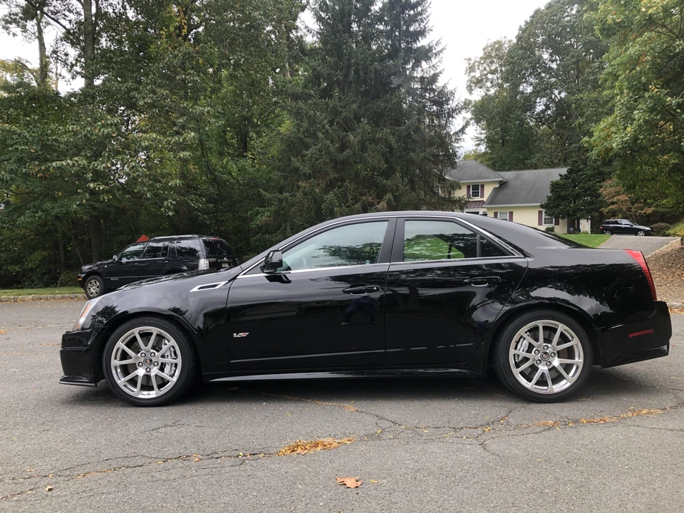 2011 Cadillac CTS-V 2nd Gen - Image 3 of 31