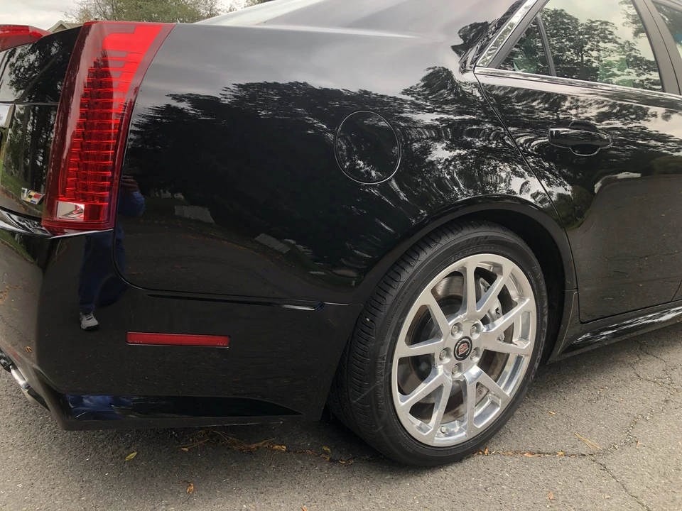 2011 Cadillac CTS-V 2nd Gen - Image 19 of 31