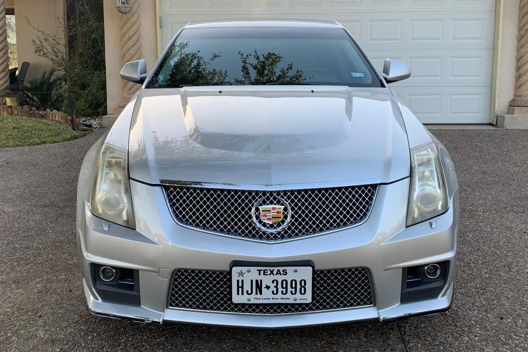 2011 Cadillac CTS-V 2nd Gen - Image 2 of 12