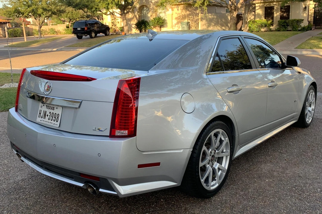2011 Cadillac CTS-V 2nd Gen - Image 4 of 12