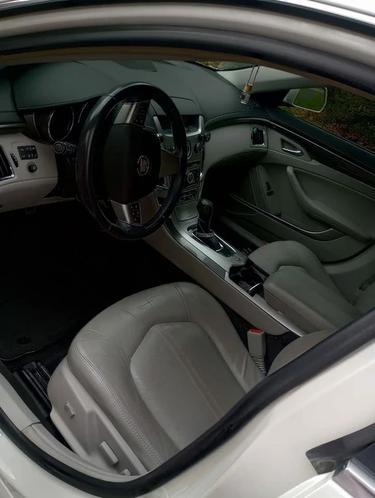 2011 Cadillac CTS-V 2nd Gen - Image 5 of 7